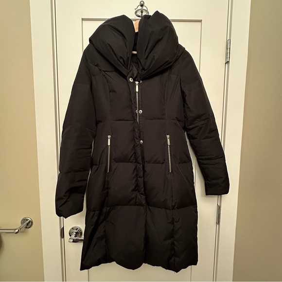 AQUA Bloomingdale’s Long Down-Filled Winter Puffer Coat - Picture 4 of 16